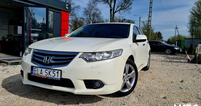 Honda Accord cena 43900 przebieg: 204000, rok produkcji 2011 z Rudnik nad Sanem małe 781